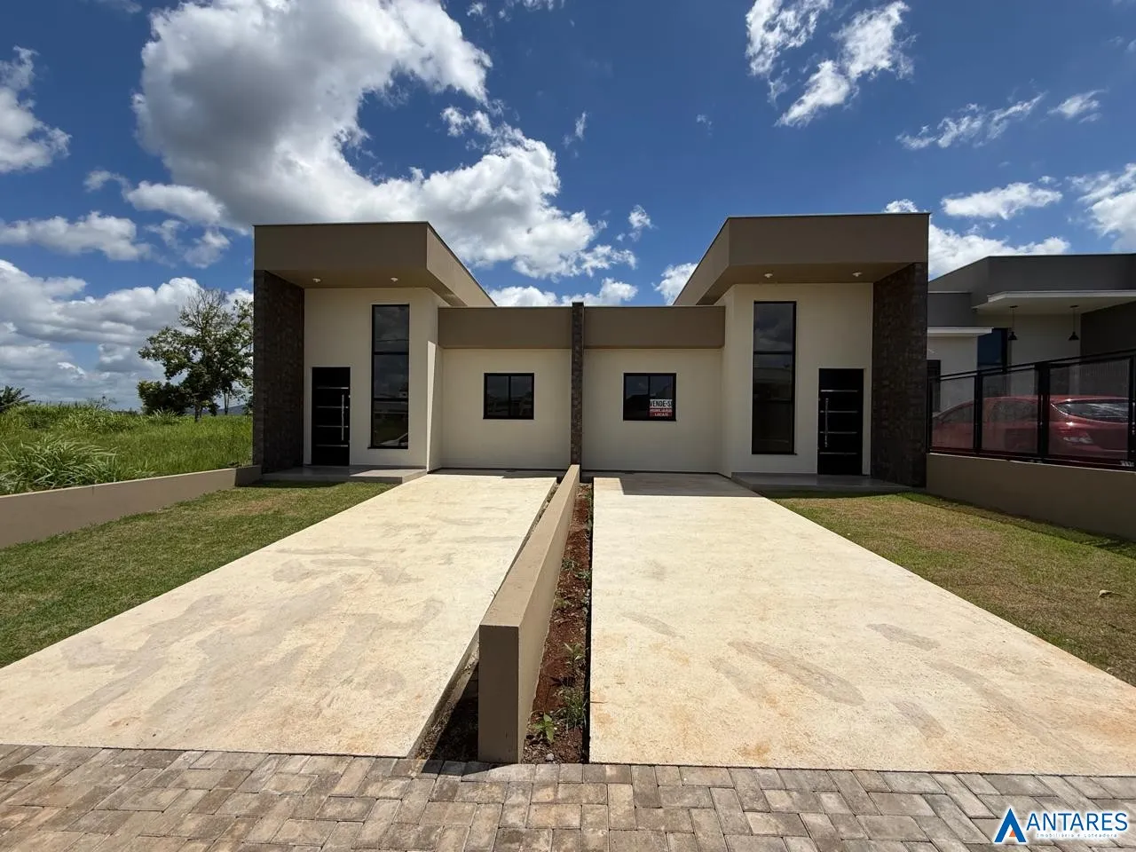 Casa geminada com 3 dormitórios, foto 1