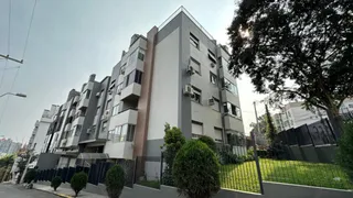 Fachada de um prédio residencial moderno em Lajeado, Brasil.