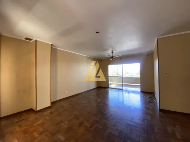 Apartamento com 3 dormitórios, foto 2