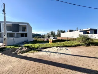 Foto da fachada de uma residência em Lajeado, Brasil.