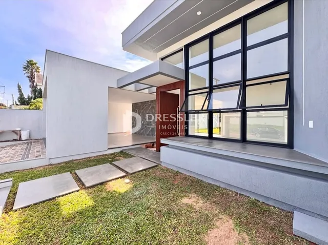 Casa com 3 dormitórios