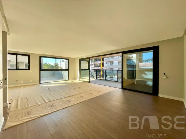 Apartamento com 3 dormitórios
