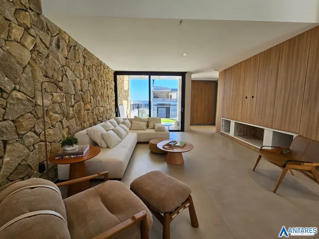 Casa com 3 dormitórios, foto 2