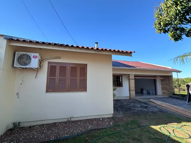 Casa com 3 dormitórios