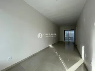 Corredor interno de uma residência em Lajeado, Brasil.