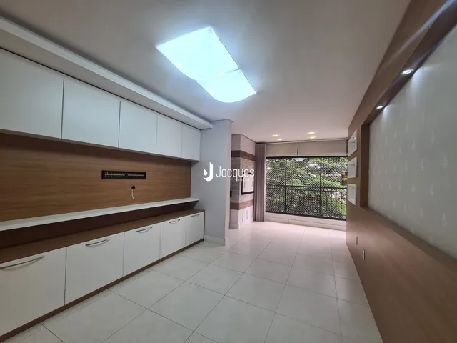 Apartamento com 2 dormitórios, foto 2