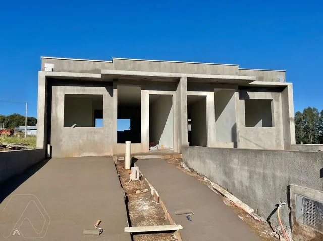 Casa geminada com 2 dormitórios