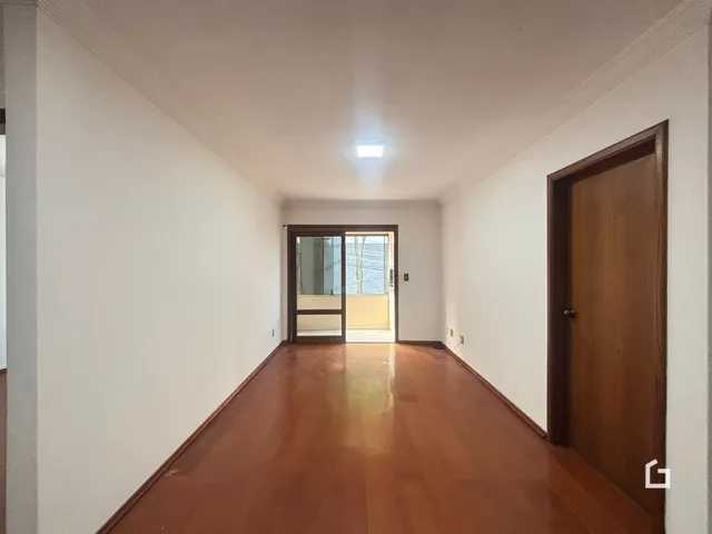 Apartamento com 3 dormitórios, foto 2