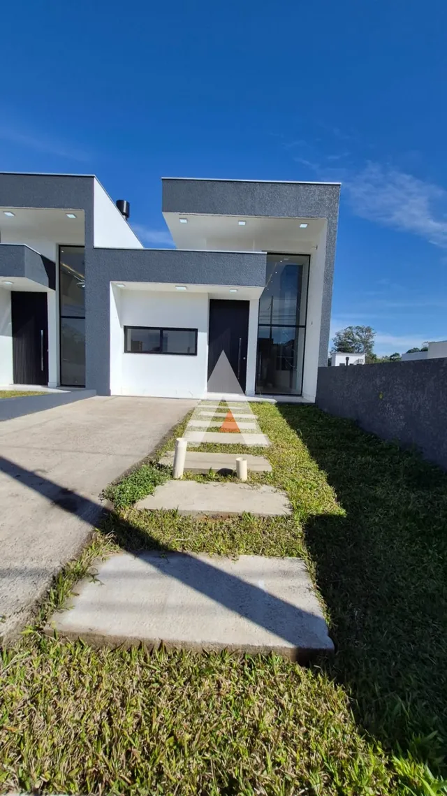 Casa geminada com 3 dormitórios