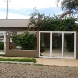 Casa com 3 dormitórios, foto 2