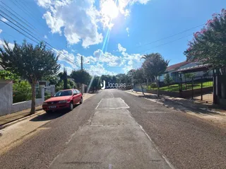 Vista da rua de uma residência em Lajeado, Brasil.