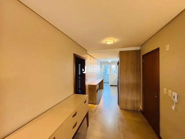 Apartamento com 3 dormitórios, foto 2