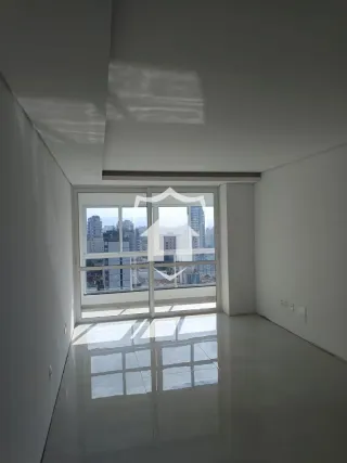 Apartamento com 2 dormitórios, foto 2