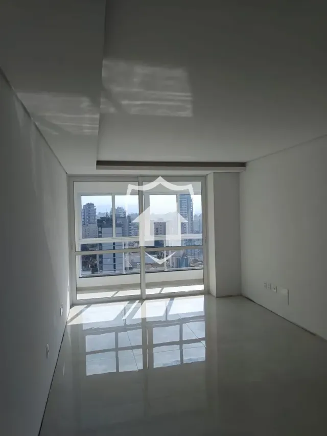 Apartamento com 2 dormitórios, foto 2