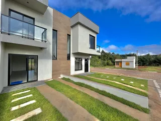 Foto da fachada de uma residência moderna em Lajeado, Brasil.