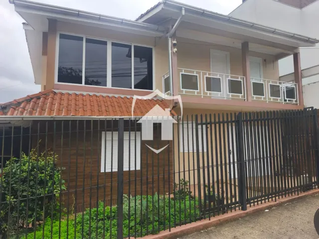 Casa com 3 dormitórios