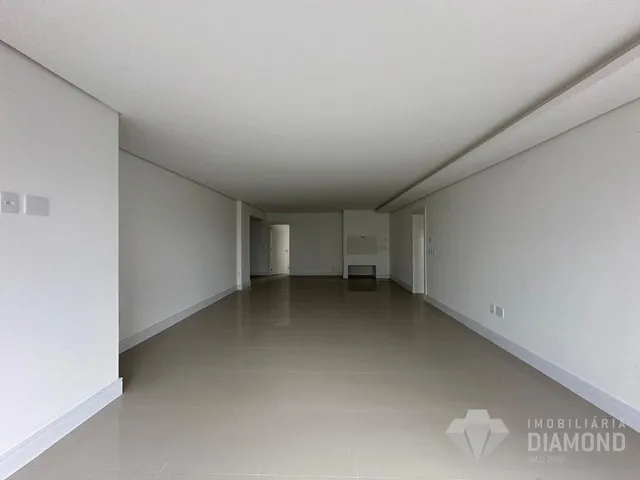 Apartamento com 3 dormitórios, foto 4