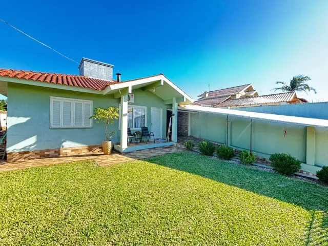 Casa com 4 dormitórios