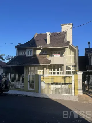 Casa com 6 dormitórios, foto 3