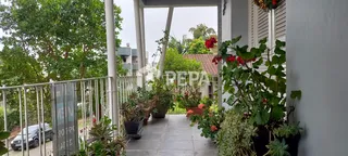 Casa com 4 dormitórios, foto 1