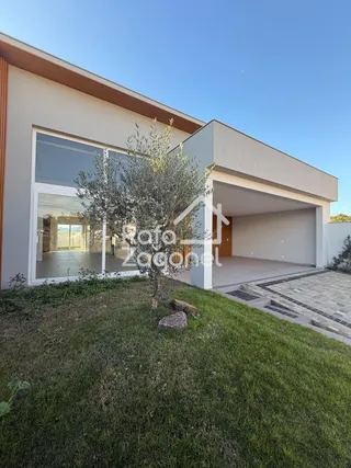 Casa com 3 dormitórios, foto 1