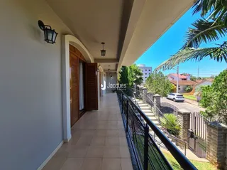 Casa com 4 dormitórios, foto 3
