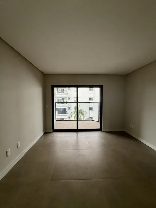 Apartamento com 2 dormitórios, foto 3
