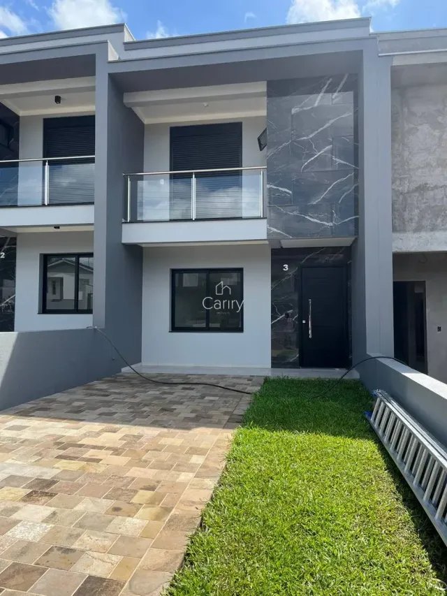 Sobrado com 2 dormitórios