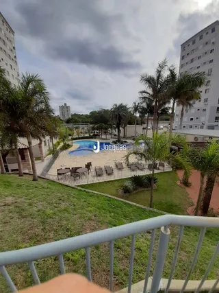 Vista do jardim de uma propriedade em Lajeado, Brasil.