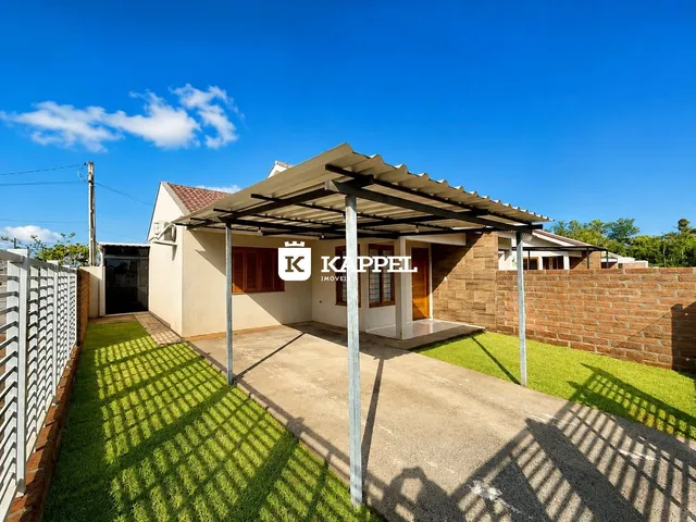Casa geminada com 2 dormitórios