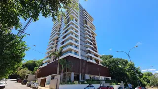 Fachada de um prédio residencial alto em Lajeado, Brasil.