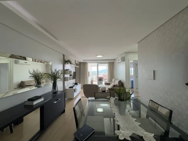 Apartamento com 2 dormitórios
