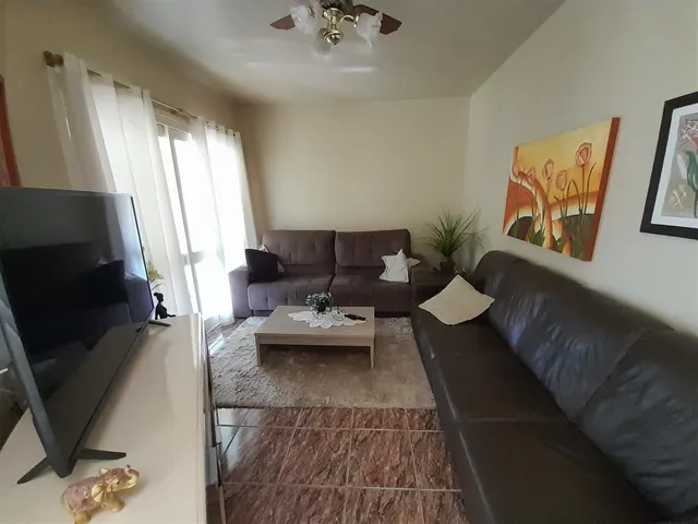 Casa com 3 dormitórios, foto 2