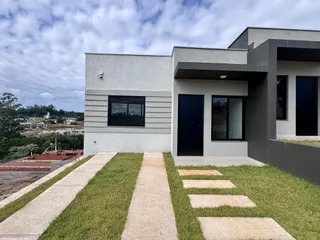 Casa geminada com 2 dormitórios, foto 2