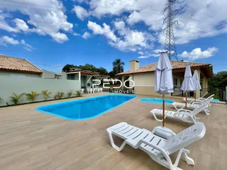 Piscina externa de uma residência em Lajeado, Brasil.