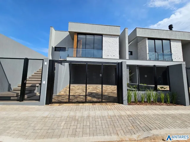 Casa com 3 dormitórios