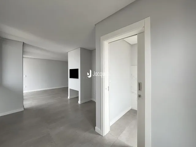 Apartamento com 3 dormitórios, foto 5