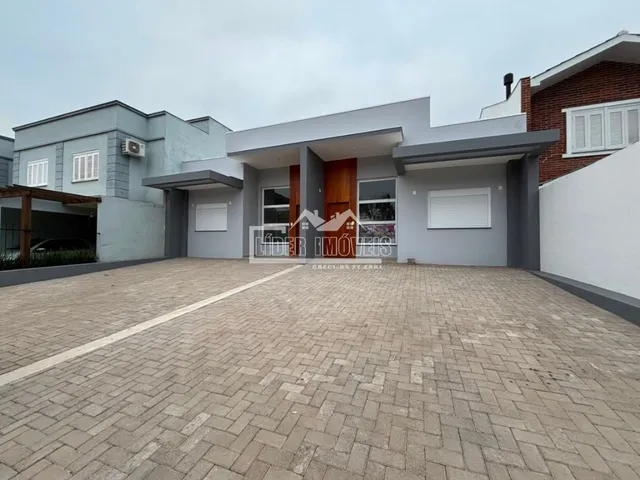 Casa geminada com 2 dormitórios