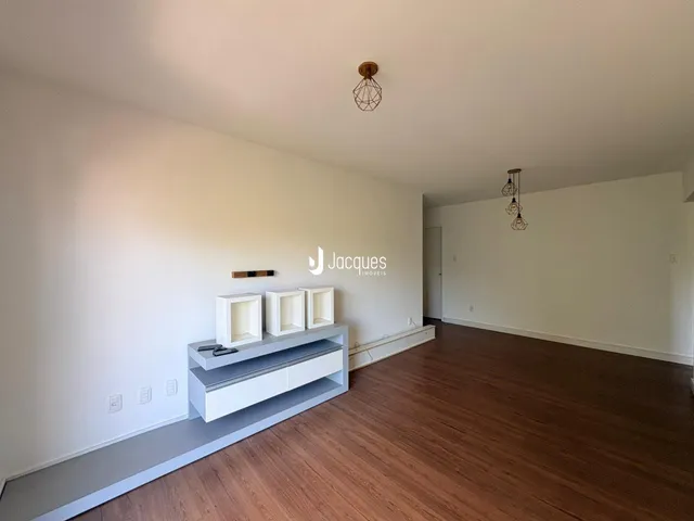Apartamento com 2 dormitórios, foto 2