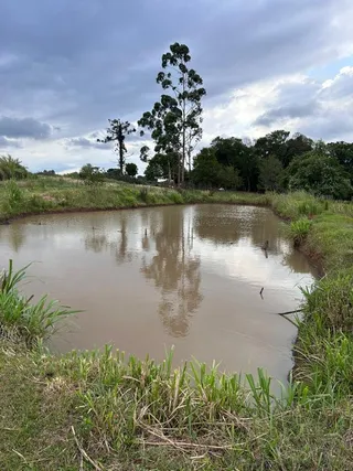 Área rural com 2 dormitórios
