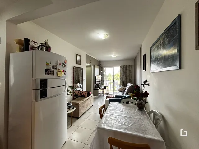 Apartamento com 2 dormitórios, foto 2