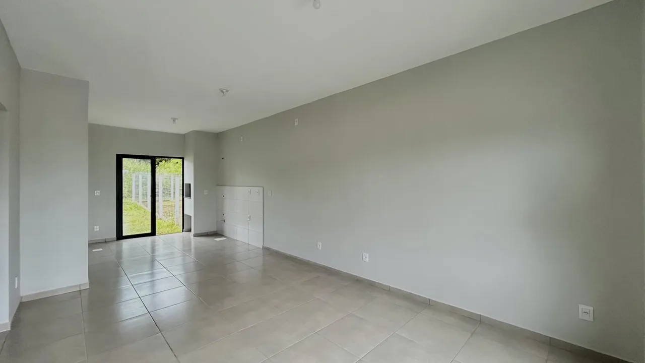 Casa geminada com 2 dormitórios, foto 1