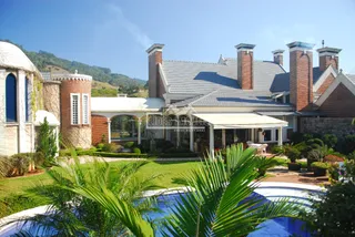 Casa com 8 dormitórios, foto 2