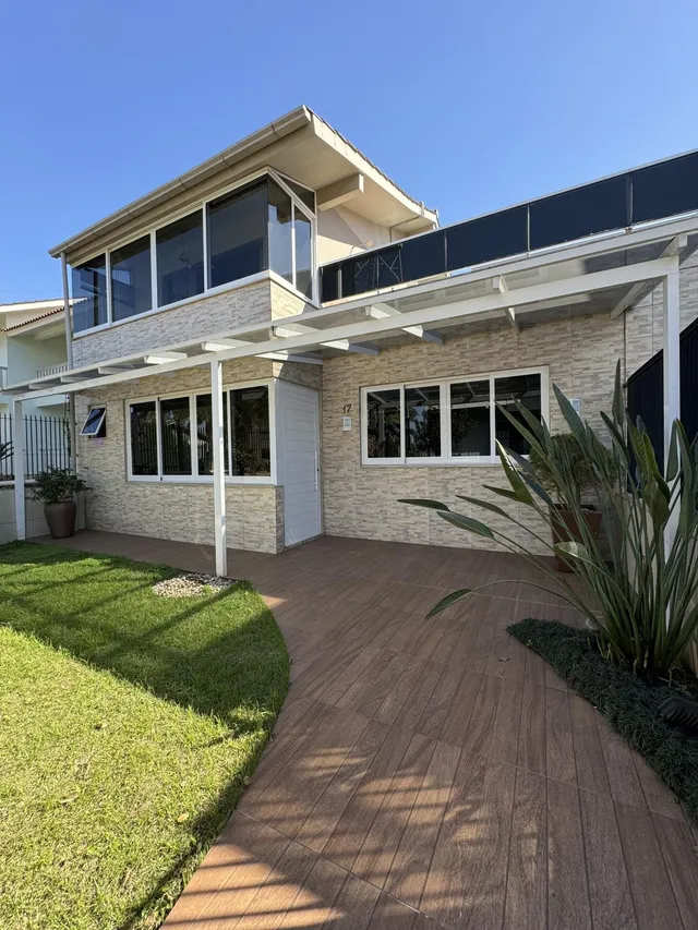 Casa com 2 dormitórios