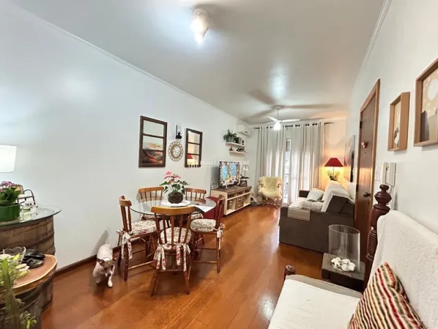 Apartamento com 2 dormitórios