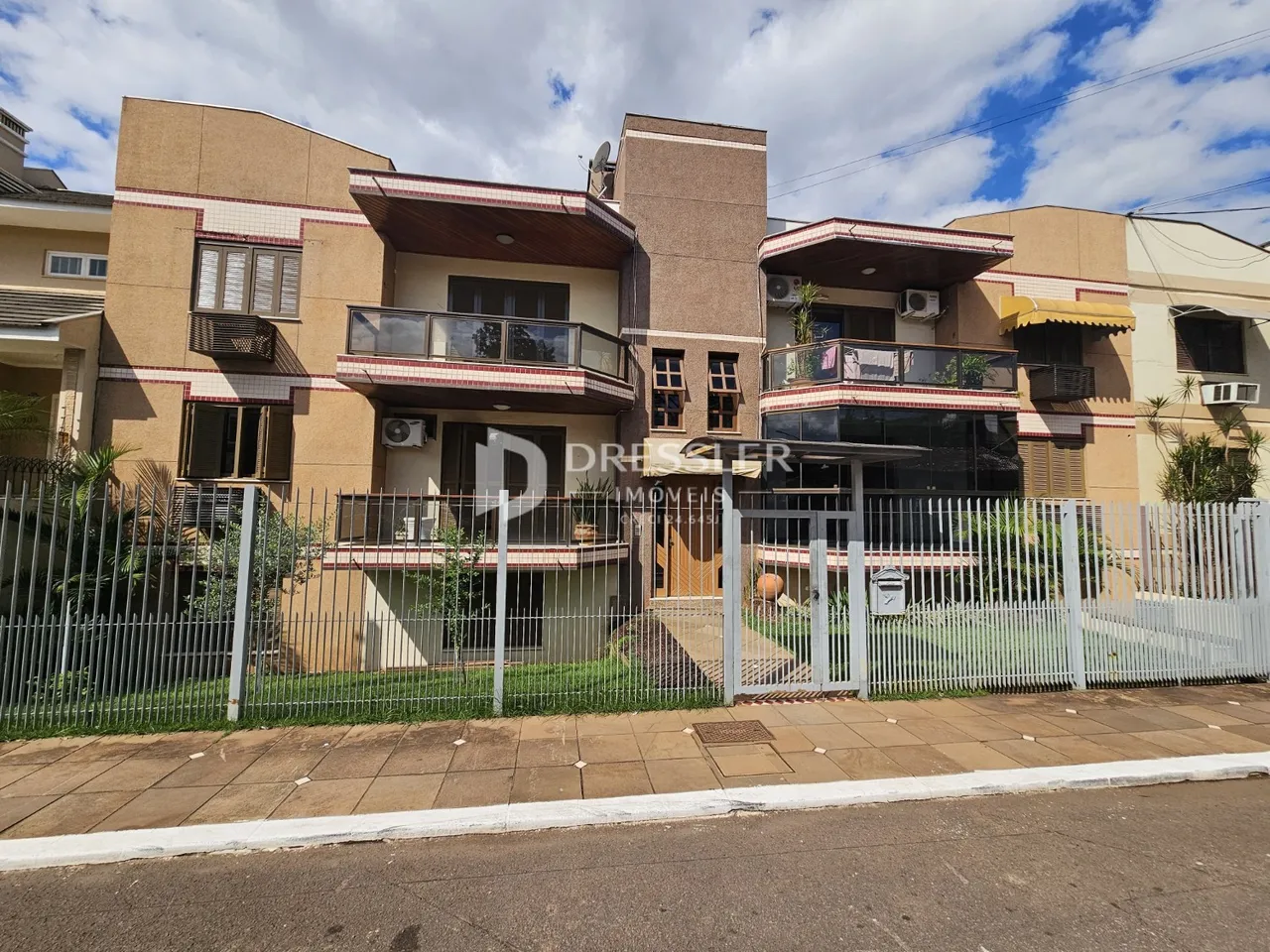 Apartamento com 3 dormitórios, foto 1