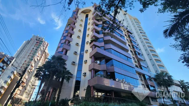 Apartamento com 3 dormitórios