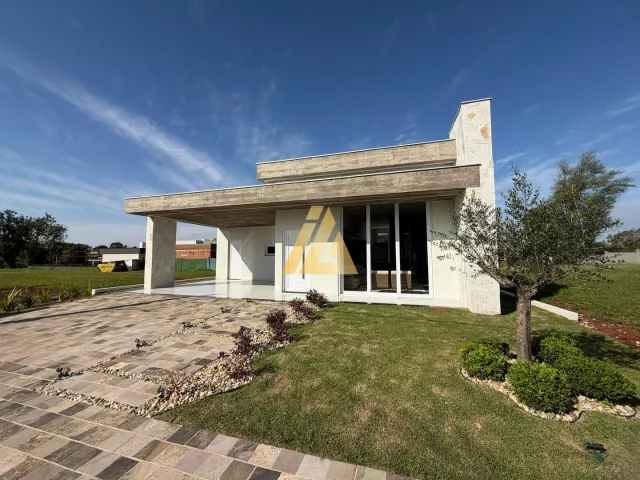 Casa com 3 dormitórios