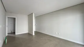 Apartamento com 2 dormitórios, foto 7