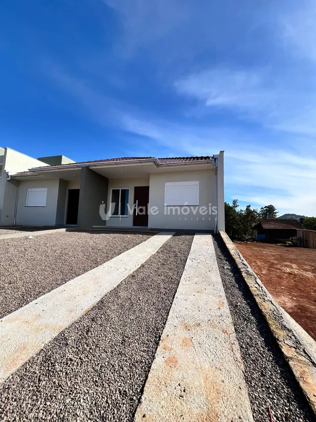 Casa geminada com 2 dormitórios, foto 2
